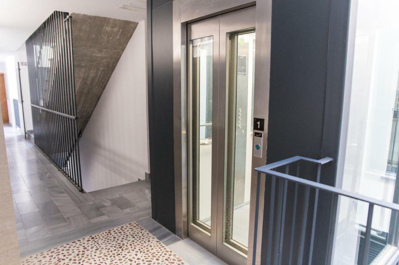 Piso Con Diseno Parras Apartment Malaga Ngoại thất bức ảnh