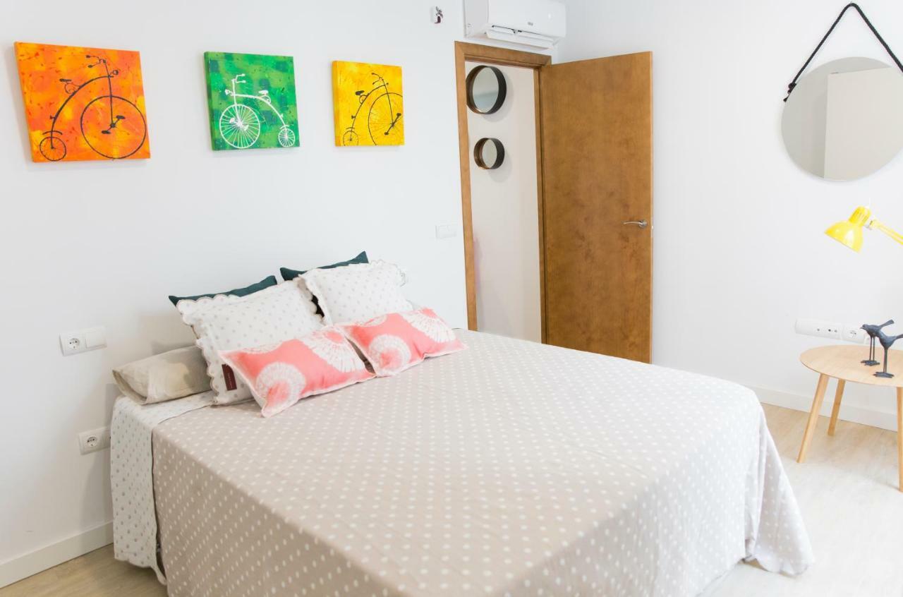 Piso Con Diseno Parras Apartment Malaga Ngoại thất bức ảnh